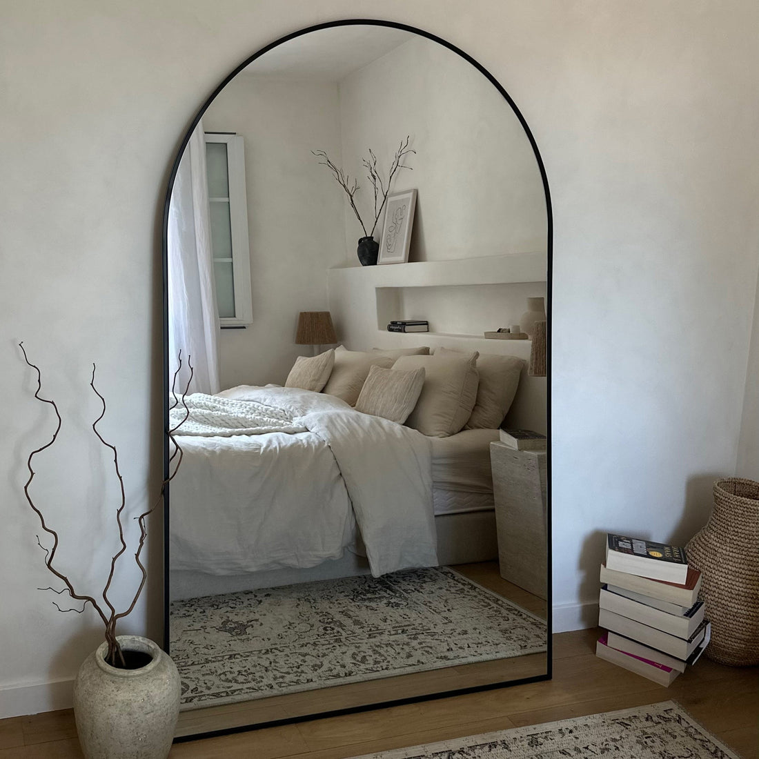 Miroir Liberty – Miroir Pleine Longueur en Métal Noir au Design Courbé 180 cm x 110 cm