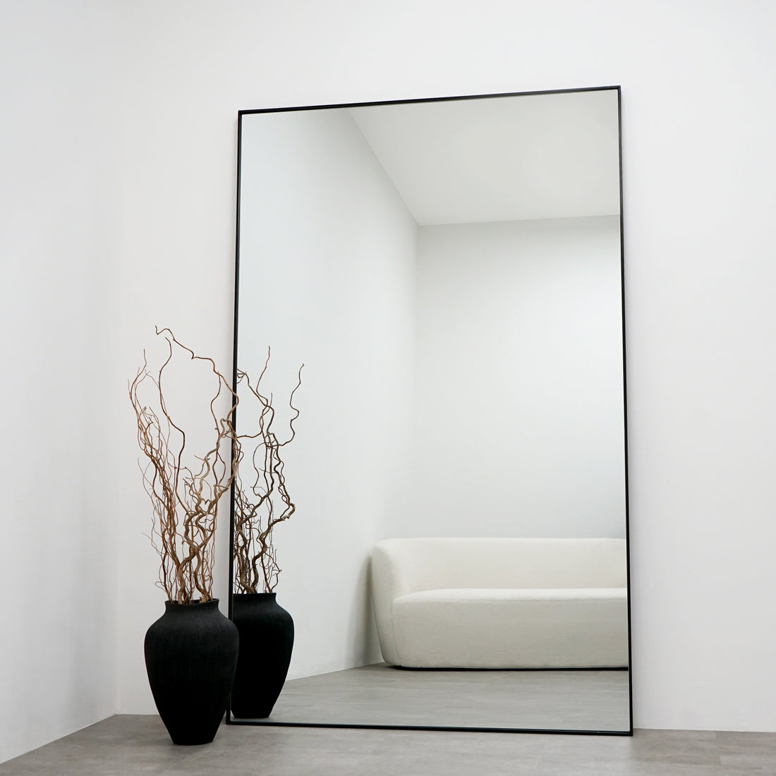 Miroir Theo – Très Grand Miroir Pleine Longueur en Métal Noir (190 cm x 120 cm)