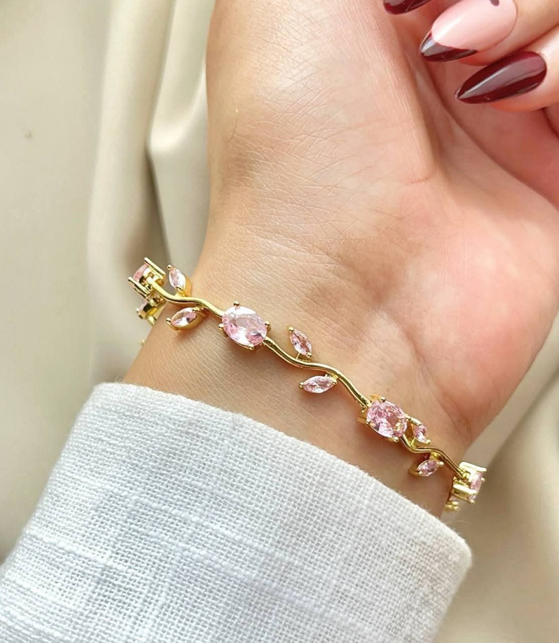 Bracelet - Dainty Rose Flower & Tulips